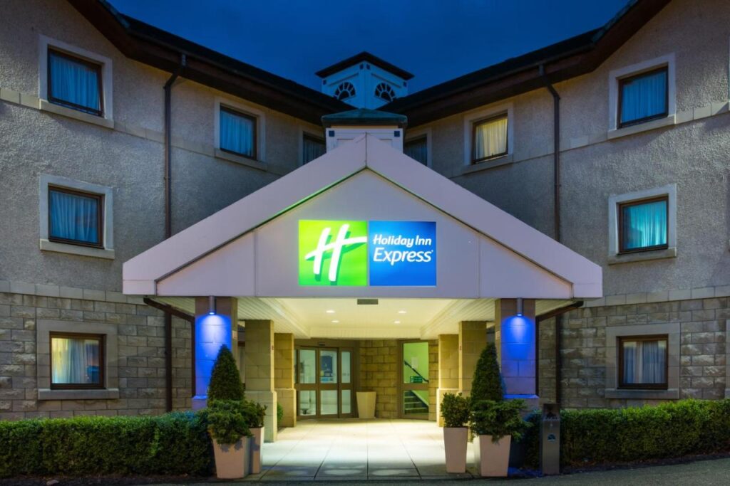 holiday inn express Inverness cheap prices family holidays